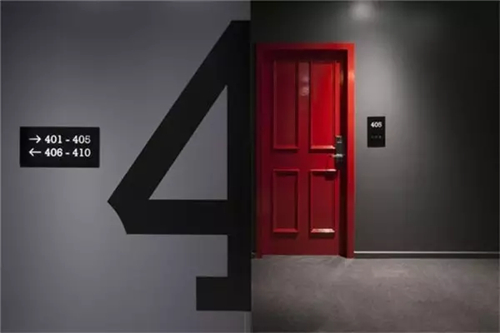 這樣的酒店門牌好設(shè)計(jì)，你會一眼就記住嗎？