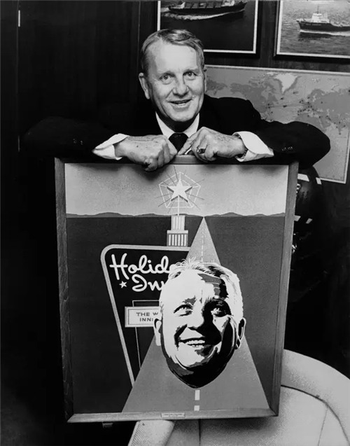 致敬酒店之父 沒有這個男人就沒有今天的酒店業